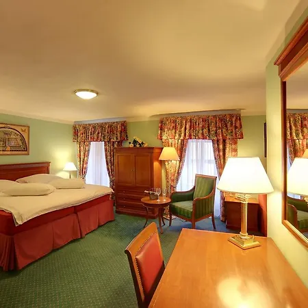 Masonic House 4*