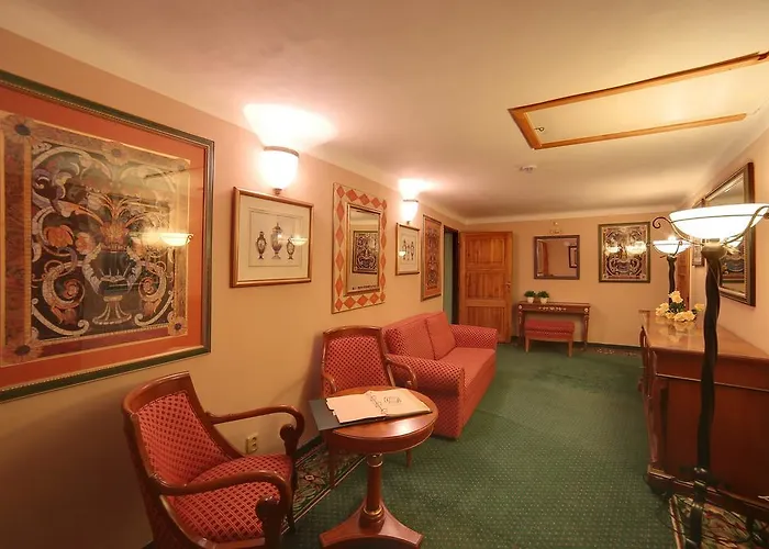 Masonic House Penzion Loket